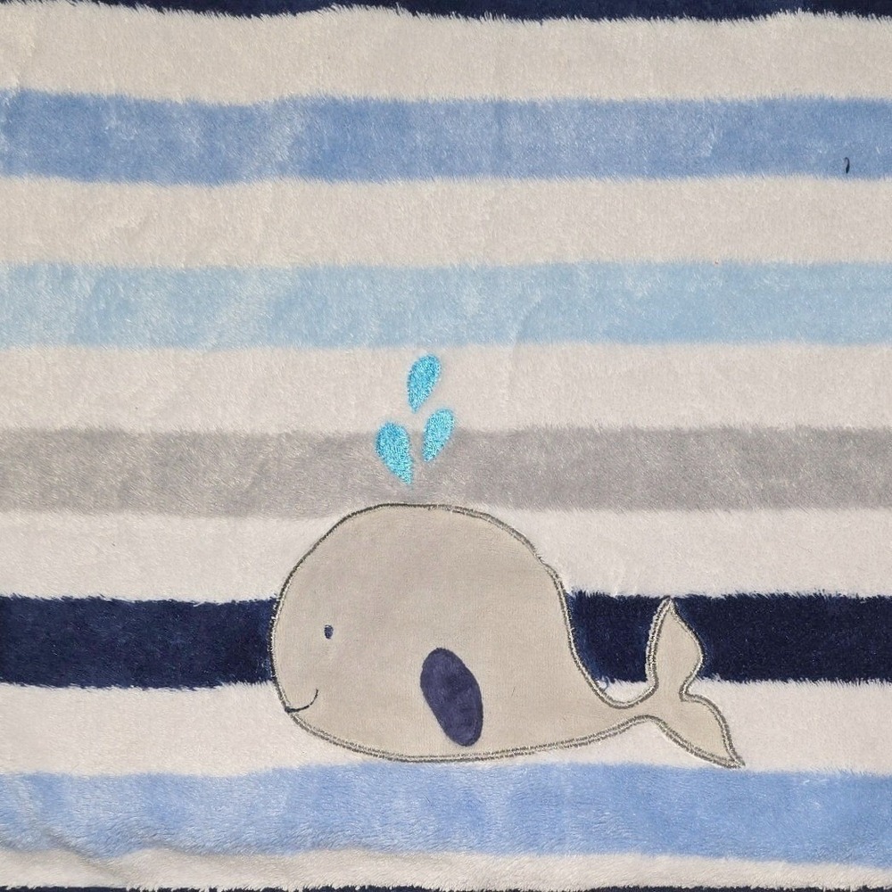 Garanimals Baby Blanket Blue White Navy Striped Whale‎  Plush Fleece Soft 2017 - Picture 3 of 3